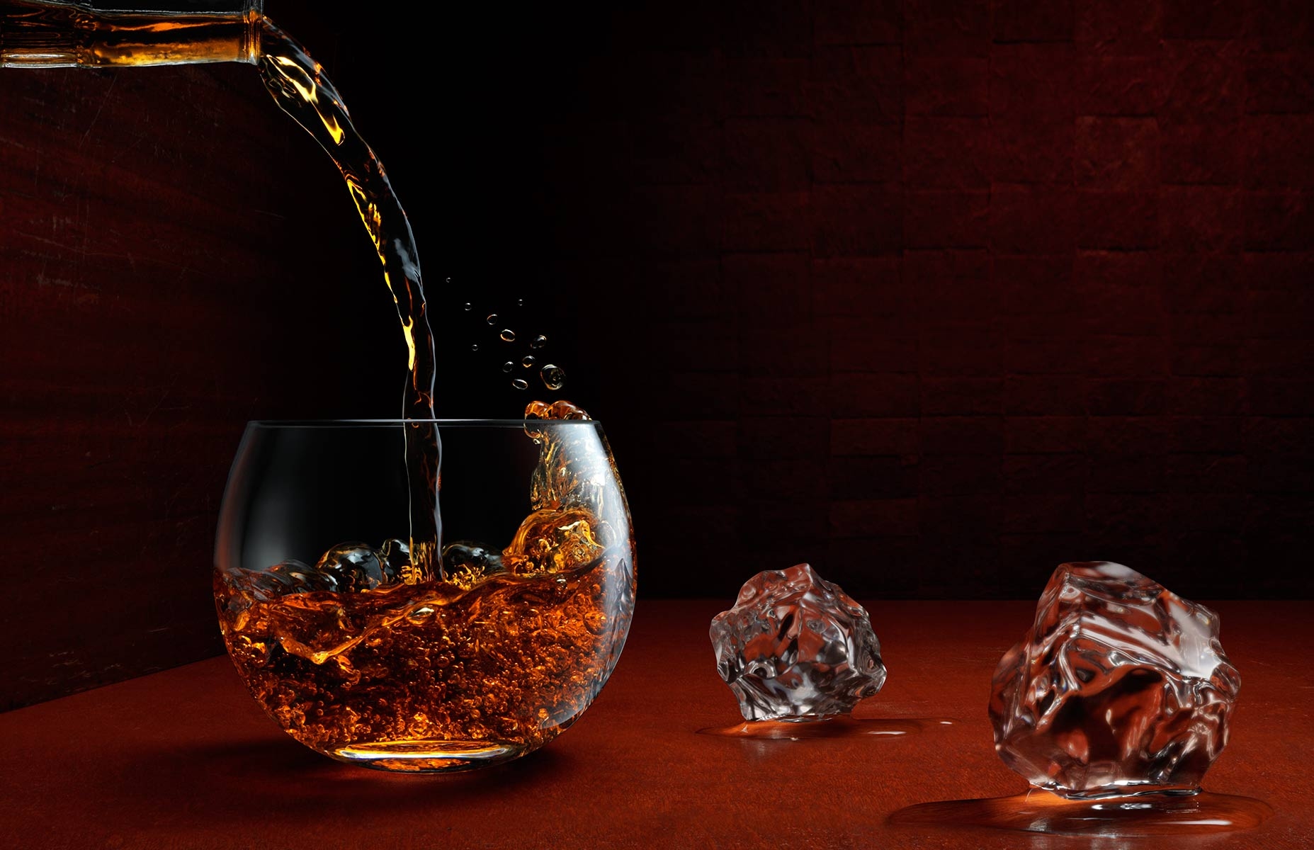 7 Smoothest Whiskies In India For Beginners