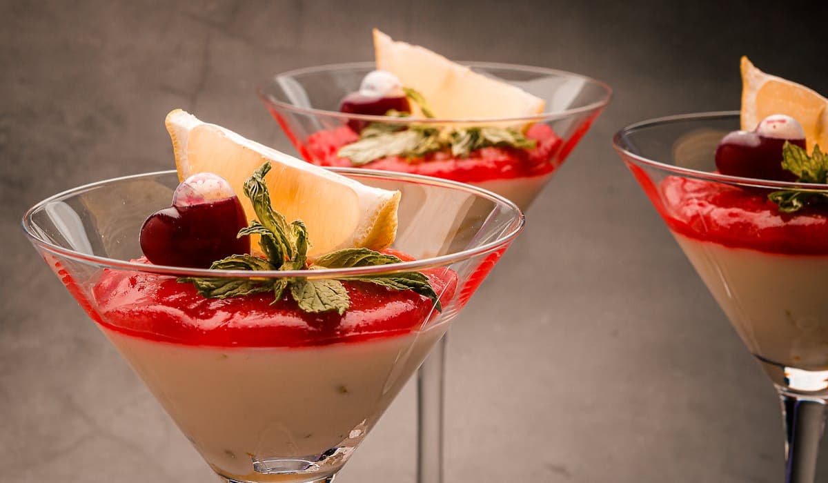 6 Simple Tips To Make Creamy Dessert Cocktails At Home