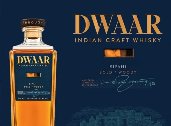 DWAAR SIPAHI Indian Craft Whisky by Globus Spirits