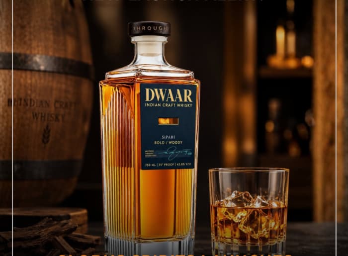 DWAAR SIPAHI Indian Craft Whisky by Globus Spirits