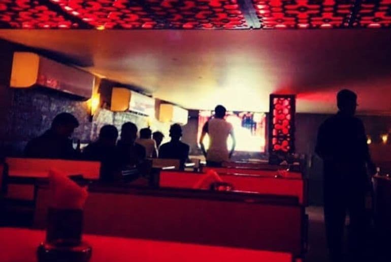 Gokul Bar, Colaba, Review