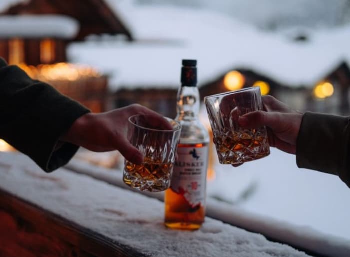 Does Alcohol Actually Keep You Warm
